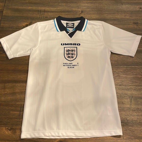 Authentic 1996 England home soccer jersey, New, Small - Picture 1 of 5